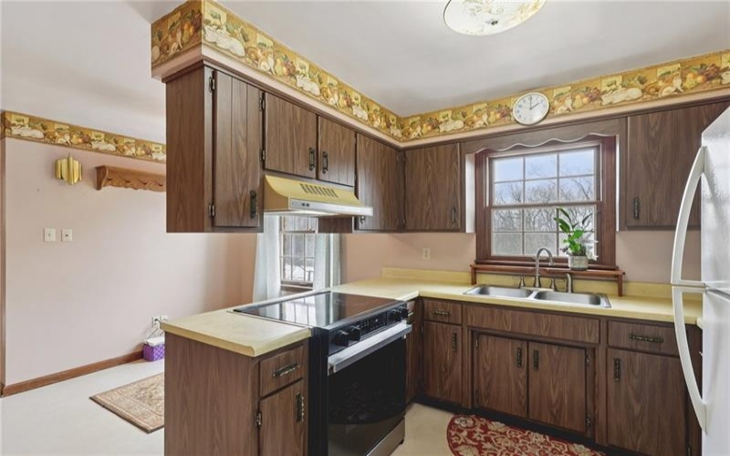 3492 Route 40, Washington, 15301, 4 Bedrooms Bedrooms, 10 Rooms Rooms,1.2 BathroomsBathrooms,Residential,For Sale,Route 40,1740087