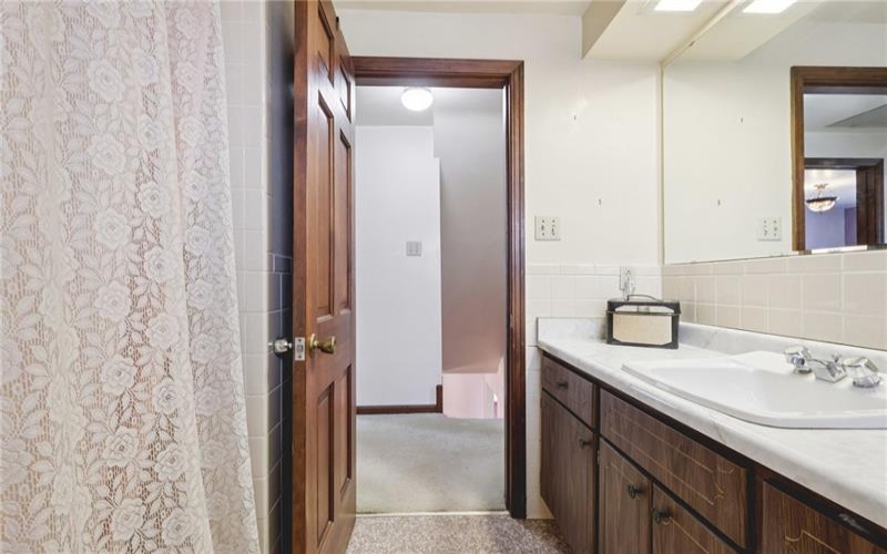 3492 Route 40, Washington, 15301, 4 Bedrooms Bedrooms, 10 Rooms Rooms,1.2 BathroomsBathrooms,Residential,For Sale,Route 40,1740087