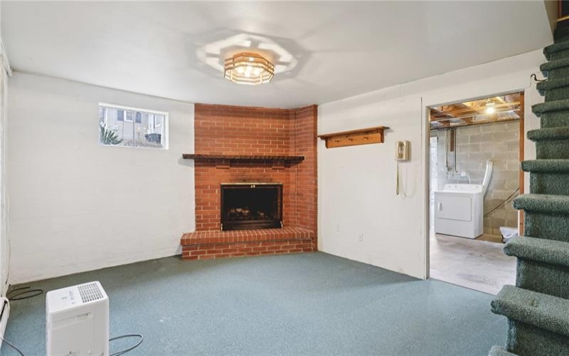 3492 Route 40, Washington, 15301, 4 Bedrooms Bedrooms, 10 Rooms Rooms,1.2 BathroomsBathrooms,Residential,For Sale,Route 40,1740087