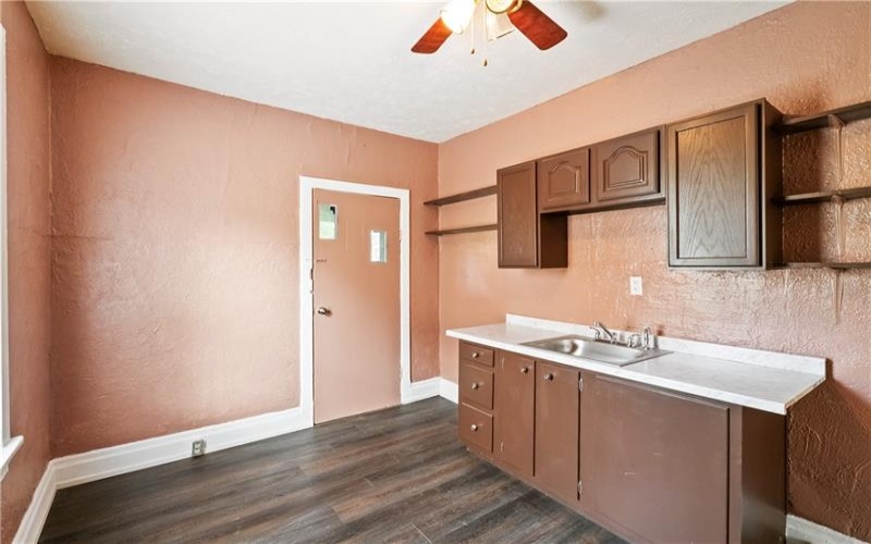 1013 Henry St, Langeloth, 15054, 2 Bedrooms Bedrooms, ,1 BathroomBathrooms,Residential,For Sale,Henry St,1745383