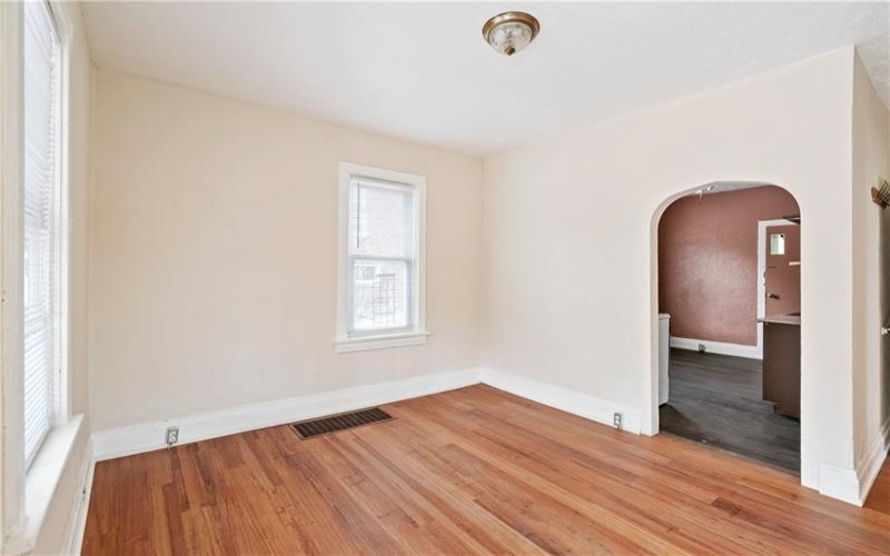 1013 Henry St, Langeloth, 15054, 2 Bedrooms Bedrooms, ,1 BathroomBathrooms,Residential,For Sale,Henry St,1745383