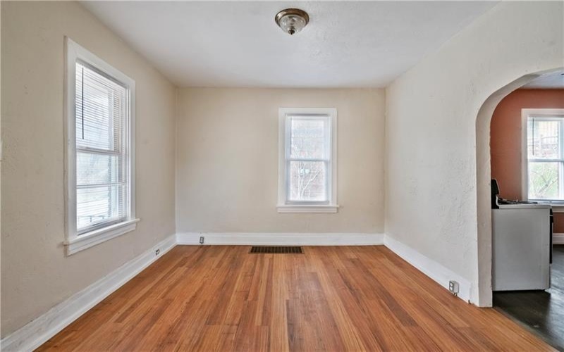 1013 Henry St, Langeloth, 15054, 2 Bedrooms Bedrooms, ,1 BathroomBathrooms,Residential,For Sale,Henry St,1745383