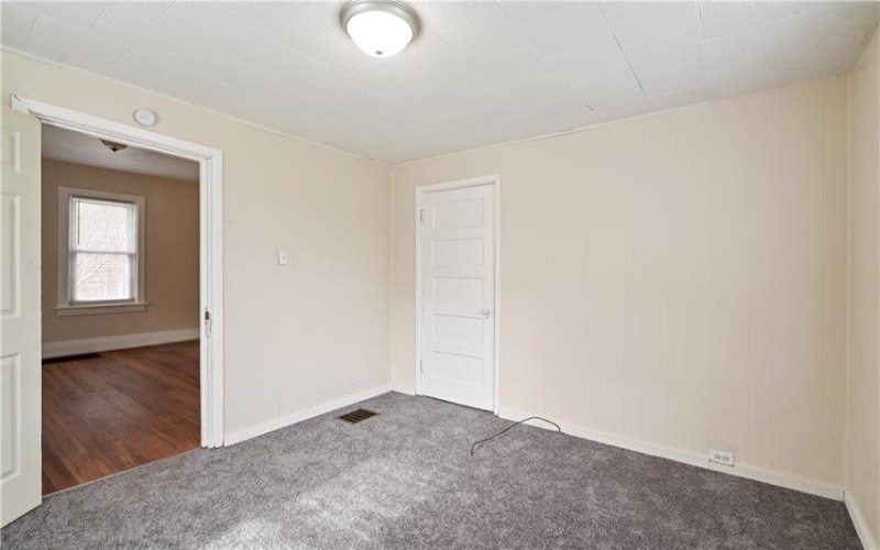1013 Henry St, Langeloth, 15054, 2 Bedrooms Bedrooms, ,1 BathroomBathrooms,Residential,For Sale,Henry St,1745383