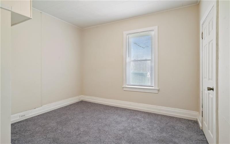 1013 Henry St, Langeloth, 15054, 2 Bedrooms Bedrooms, ,1 BathroomBathrooms,Residential,For Sale,Henry St,1745383