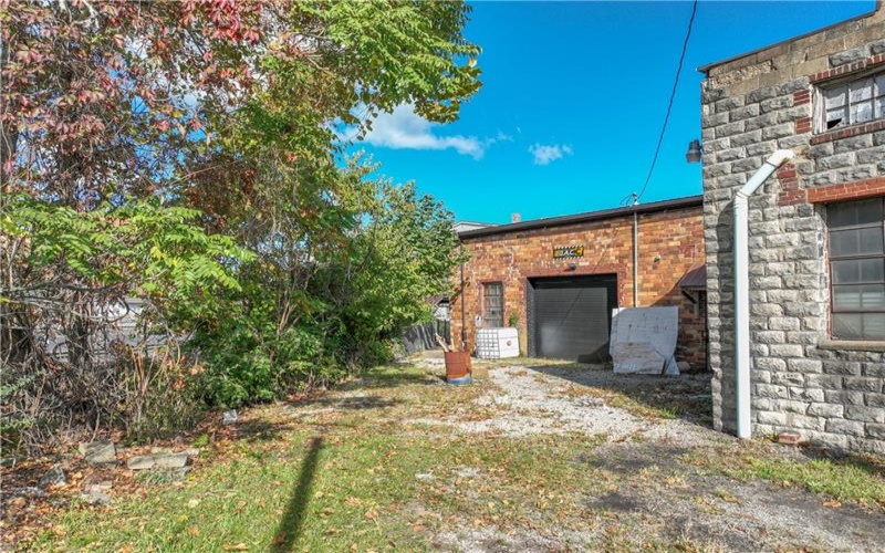 64 Fayette St, Uniontown, 15431, ,Commercial-industrial-business,For Sale,Fayette St,1726471
