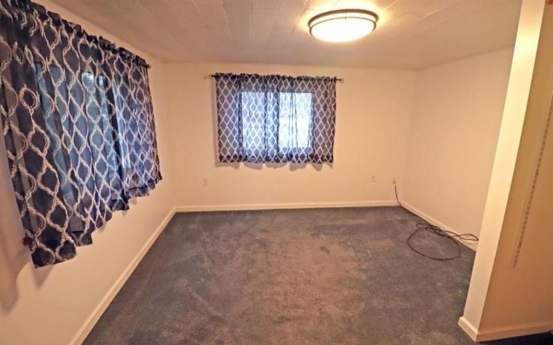 253 Wardentown Road, Alverton, 15612, 1 Bedroom Bedrooms, 5 Rooms Rooms,1 BathroomBathrooms,Residential,For Sale,Wardentown Road,1732397