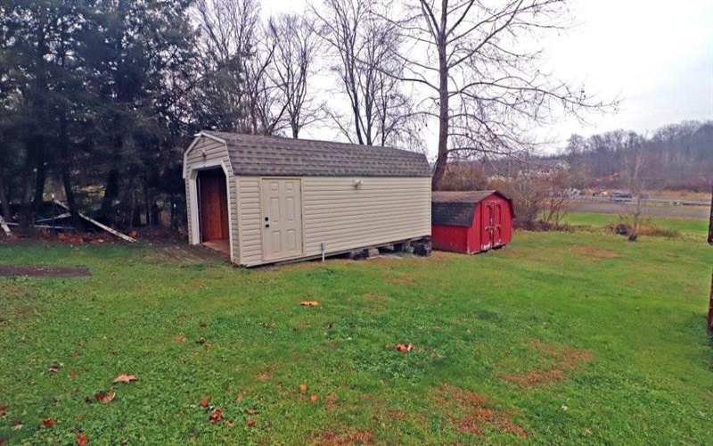 253 Wardentown Road, Alverton, 15612, 1 Bedroom Bedrooms, 5 Rooms Rooms,1 BathroomBathrooms,Residential,For Sale,Wardentown Road,1732397