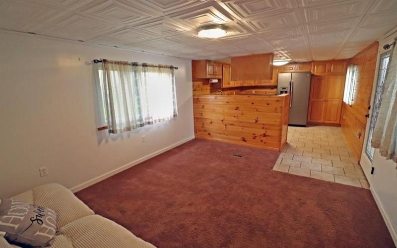 253 Wardentown Road, Alverton, 15612, 1 Bedroom Bedrooms, 5 Rooms Rooms,1 BathroomBathrooms,Residential,For Sale,Wardentown Road,1732397