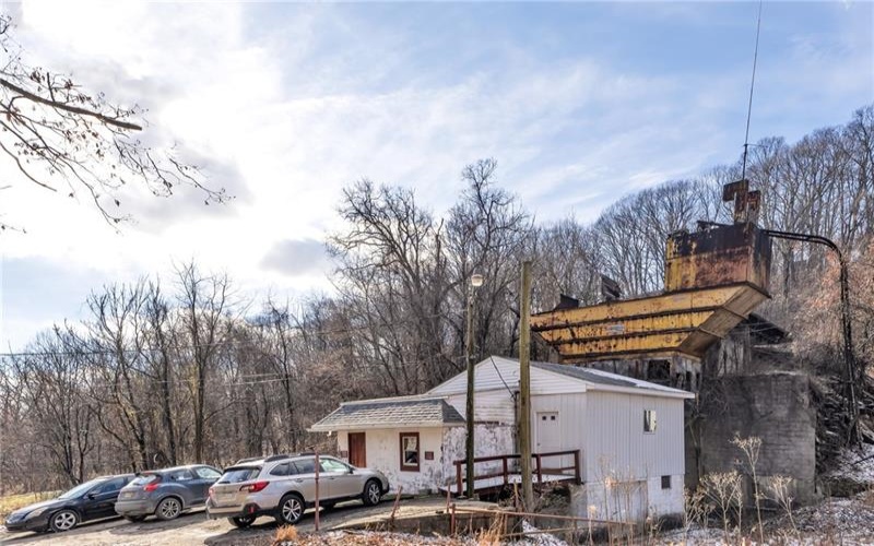 843 Chestnut St., Youngwood, 15697, ,Commercial-industrial-business,For Sale,Chestnut St.,1736866