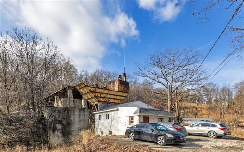 843 Chestnut St., Youngwood, 15697, ,Commercial-industrial-business,For Sale,Chestnut St.,1736866