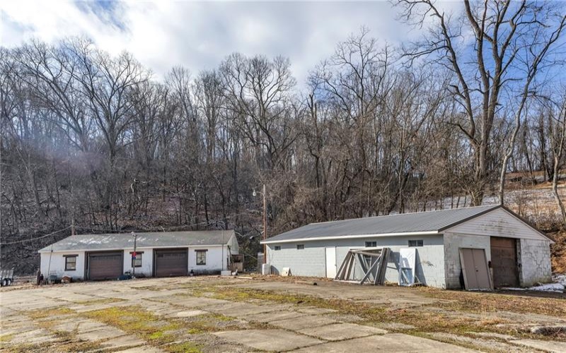 843 Chestnut St., Youngwood, 15697, ,Commercial-industrial-business,For Sale,Chestnut St.,1736866