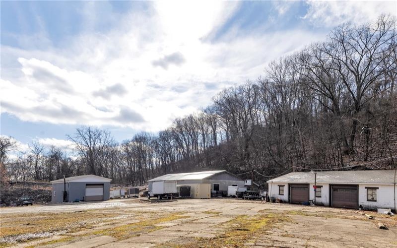 843 Chestnut St., Youngwood, 15697, ,Commercial-industrial-business,For Sale,Chestnut St.,1736866