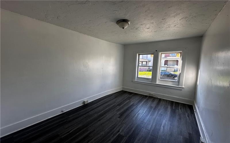 410 Hallam Ave, Washington, 15301, 1 Bedroom Bedrooms, ,1 BathroomBathrooms,Lease,For Rent,Hallam Ave,1747518