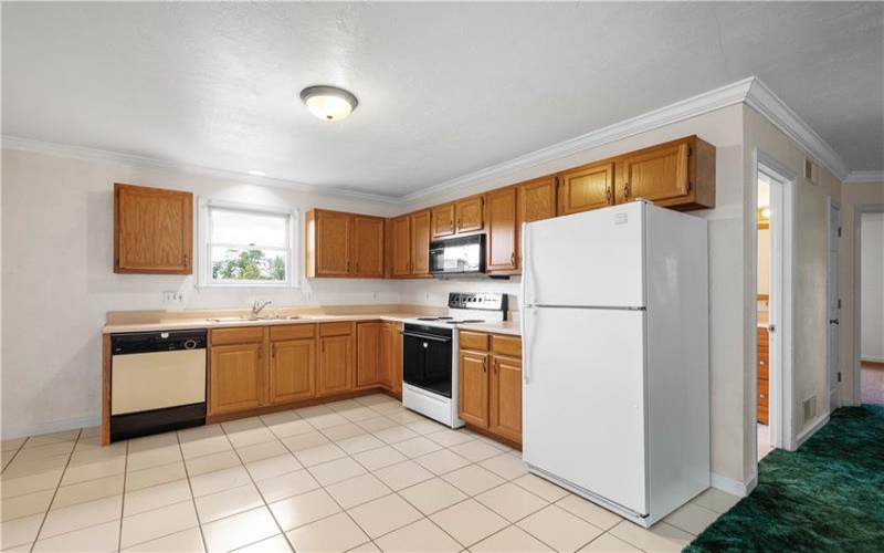 350 Cedar Dr, Washington, 15301, 6 Bedrooms Bedrooms, 11 Rooms Rooms,6.1 BathroomsBathrooms,Residential,For Sale,Cedar Dr,1726560