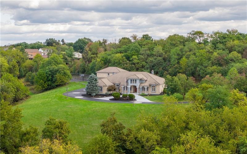 350 Cedar Dr, Washington, 15301, 6 Bedrooms Bedrooms, 11 Rooms Rooms,6.1 BathroomsBathrooms,Residential,For Sale,Cedar Dr,1726560