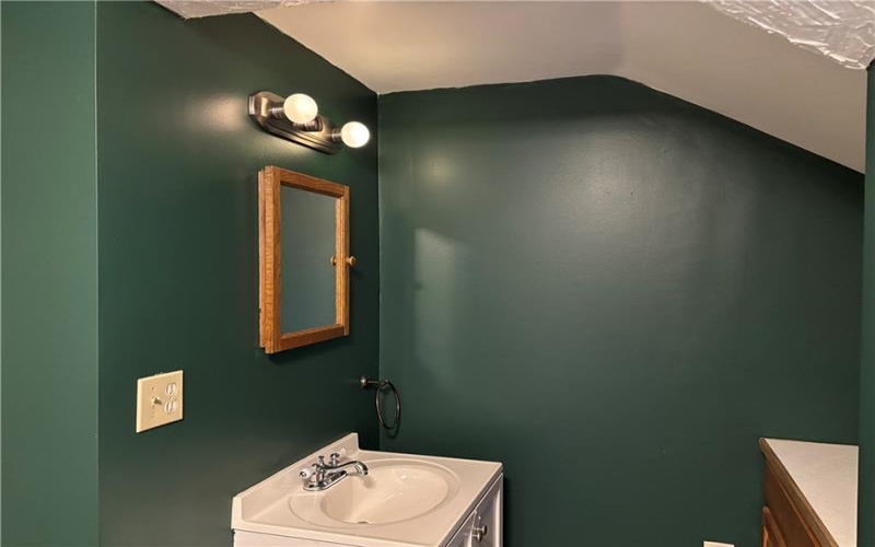 89 1/2 Maiden St, Waynesburg, 15370, 2 Bedrooms Bedrooms, 6 Rooms Rooms,1.1 BathroomsBathrooms,Residential,For Sale,Maiden St,1732401