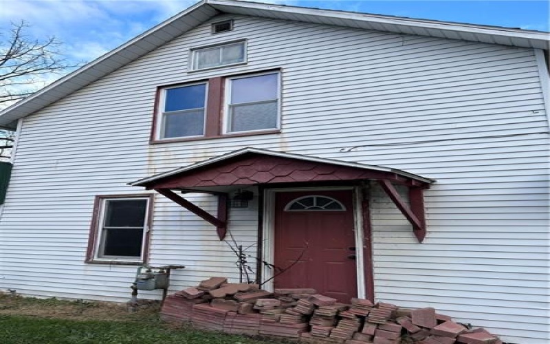 89 1/2 Maiden St, Waynesburg, 15370, 2 Bedrooms Bedrooms, 6 Rooms Rooms,1.1 BathroomsBathrooms,Residential,For Sale,Maiden St,1732401