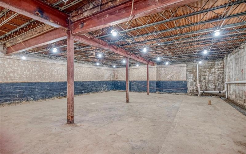 3529 Washington Ave, Finleyville, 15332, ,Commercial-industrial-business,For Sale,Washington Ave,1736879