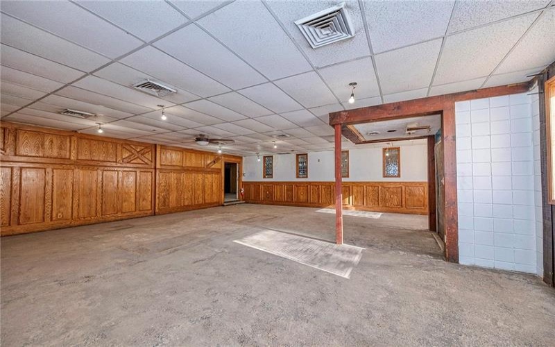 3529 Washington Ave, Finleyville, 15332, ,Commercial-industrial-business,For Sale,Washington Ave,1736879