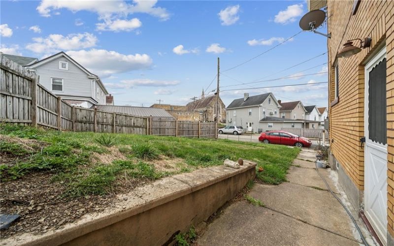 701 Cowan Ave, Jeannette, 15644, 4 Bedrooms Bedrooms, 11 Rooms Rooms,1.1 BathroomsBathrooms,Residential,For Sale,Cowan Ave,1747522