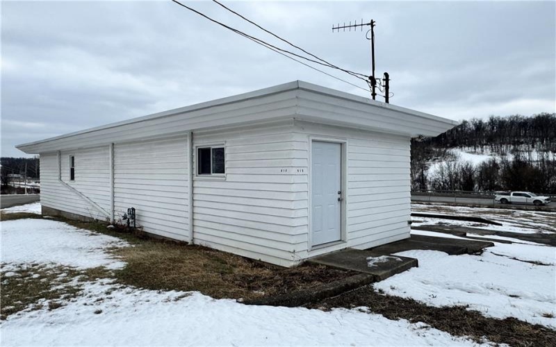 810 Carlton Drive, Bentleyville, 15314, ,Commercial-industrial-business,For Sale,Carlton Drive,1740131