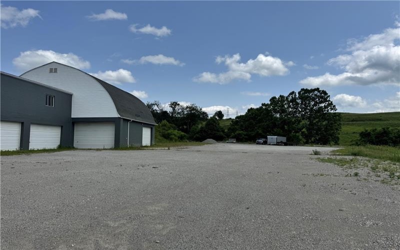 797 Carlton Dr, Bentleyville, 15314, ,Commercial-industrial-business,For Sale,Carlton Dr,1740134