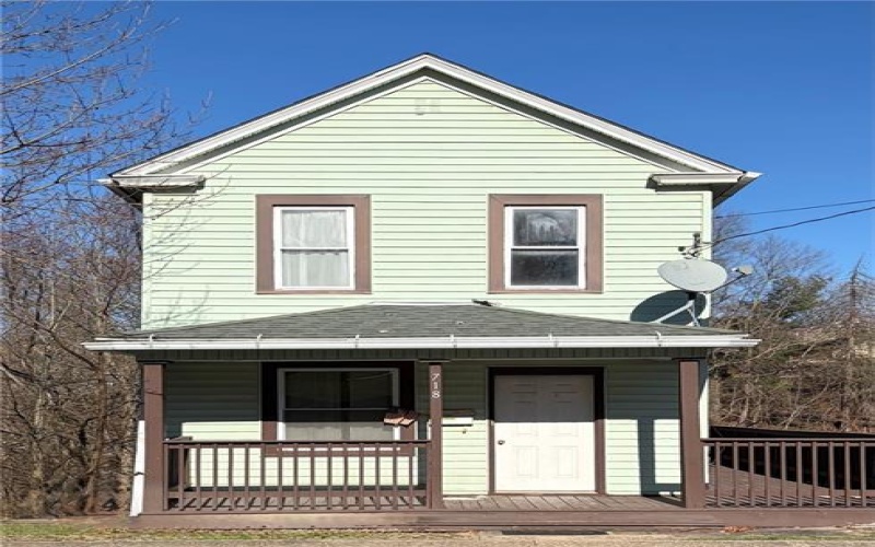 718 Sellers Ave, Jeannette, 15644, 2 Bedrooms Bedrooms, ,1 BathroomBathrooms,Residential,For Sale,Sellers Ave,1742875