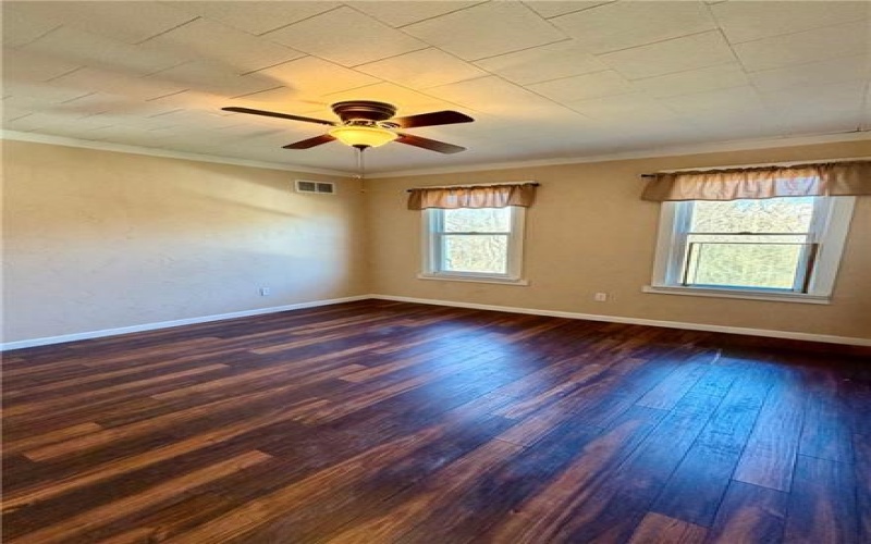 718 Sellers Ave, Jeannette, 15644, 2 Bedrooms Bedrooms, ,1 BathroomBathrooms,Residential,For Sale,Sellers Ave,1742875