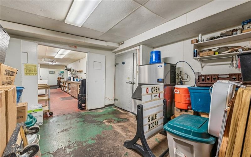 8557 Mason Dixon Highway, Meyersdale, 15552, ,Commercial-industrial-business,For Sale,Mason Dixon Highway,1742888