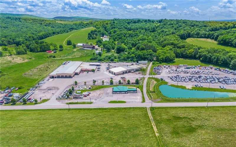 8557 Mason Dixon Highway, Meyersdale, 15552, ,Commercial-industrial-business,For Sale,Mason Dixon Highway,1742888