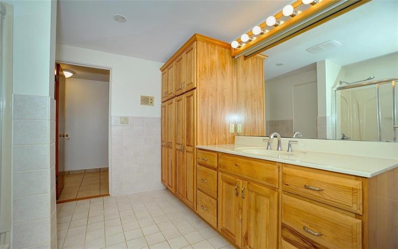 28 Dire Drive, Hickory, 15340, 3 Bedrooms Bedrooms, 10 Rooms Rooms,2.1 BathroomsBathrooms,Residential,For Sale,Dire Drive,1747545