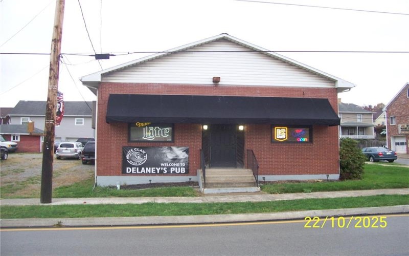 301 3 rd Street, Youngwood, 15697, ,Commercial-industrial-business,For Sale,3 rd Street,1726790