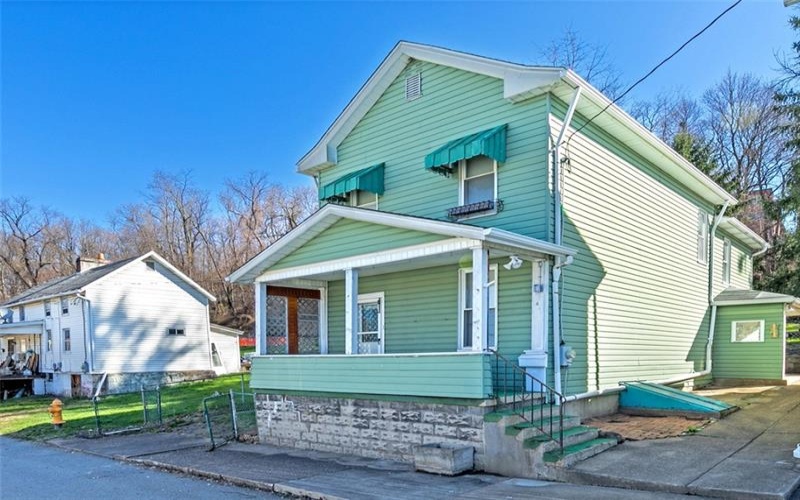 413 Prospect St, Connellsville, 15425, 3 Bedrooms Bedrooms, ,2 BathroomsBathrooms,Residential,For Sale,Prospect St,1745527