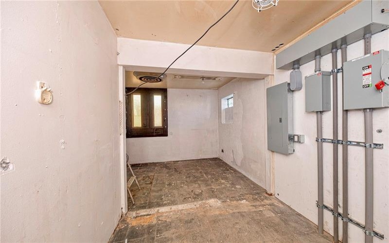 3529 Washington Ave, Finleyville, 15332, ,0.2 BathroomBathrooms,Residential,For Sale,Washington Ave,1736945
