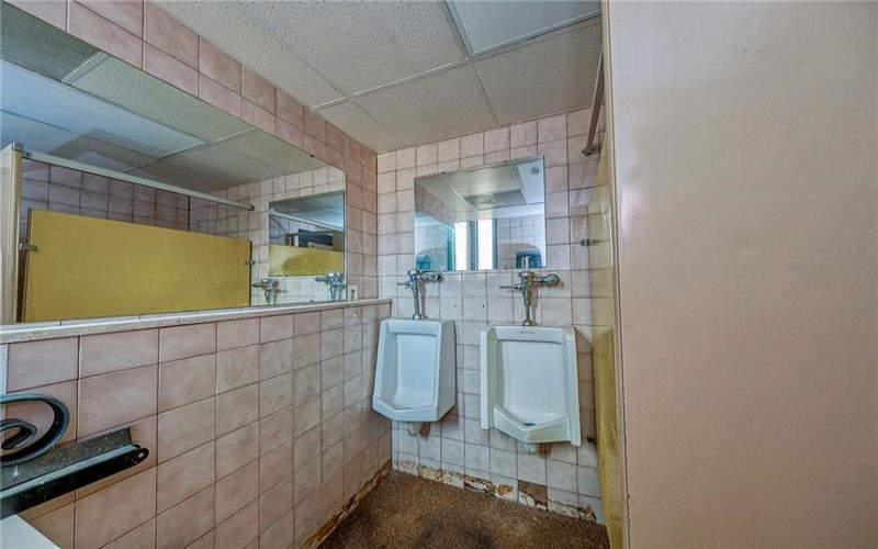 3529 Washington Ave, Finleyville, 15332, ,0.2 BathroomBathrooms,Residential,For Sale,Washington Ave,1736945
