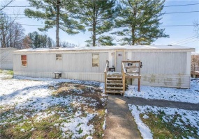 1801 Baldridge Ave, Connellsville, 15425, 2 Bedrooms Bedrooms, ,1 BathroomBathrooms,Residential,For Sale,Baldridge Ave,1747567