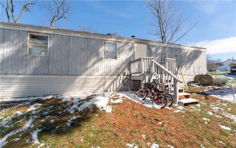 1801 Baldridge Ave, Connellsville, 15425, 2 Bedrooms Bedrooms, ,1 BathroomBathrooms,Residential,For Sale,Baldridge Ave,1747567