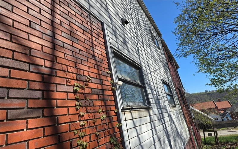 708 Lookout Avenue, Charleroi, 15022, ,Multi-unit,For Sale,Lookout Avenue,1747573