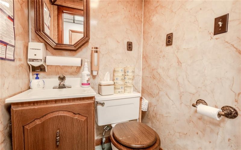 310 Mulberry St, Scottdale, 15683, ,Commercial-industrial-business,For Sale,Mulberry St,1726948