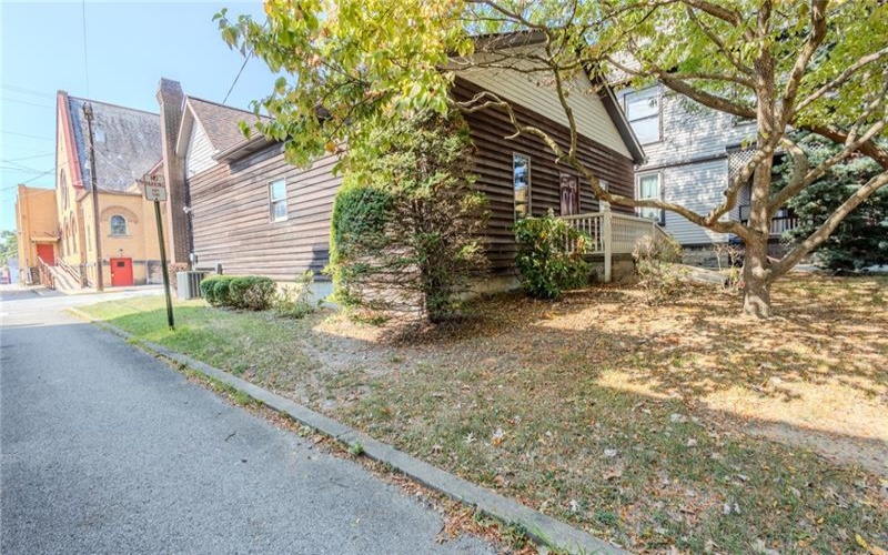 310 Mulberry St, Scottdale, 15683, ,Commercial-industrial-business,For Sale,Mulberry St,1726948