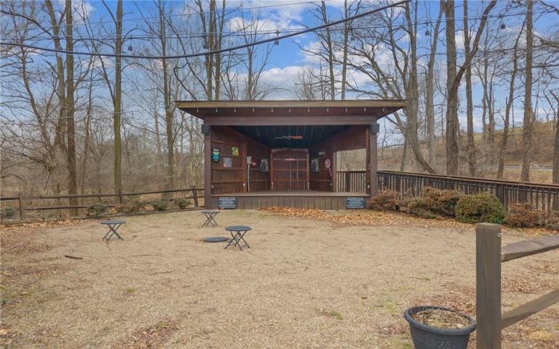 301 County Park Rd, Avella, 15312, ,Commercial-industrial-business,For Sale,County Park Rd,1745561
