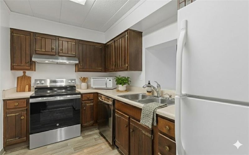 820 Beau, Washington, 15301, 2 Bedrooms Bedrooms, 7 Rooms Rooms,1.1 BathroomsBathrooms,Residential,For Sale,Beau,1740213