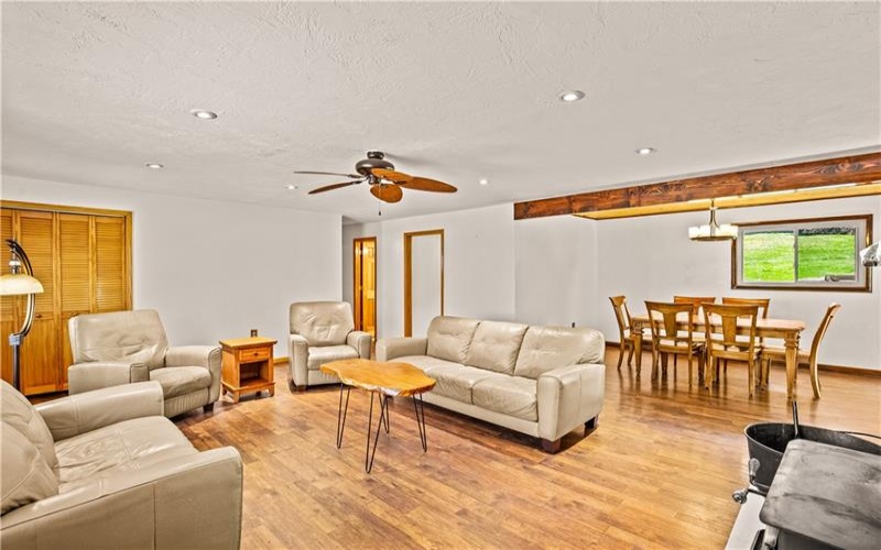 4514 Route 31, Somerset, 15501, 5 Bedrooms Bedrooms, ,2 BathroomsBathrooms,Residential,For Sale,Route 31,1745582