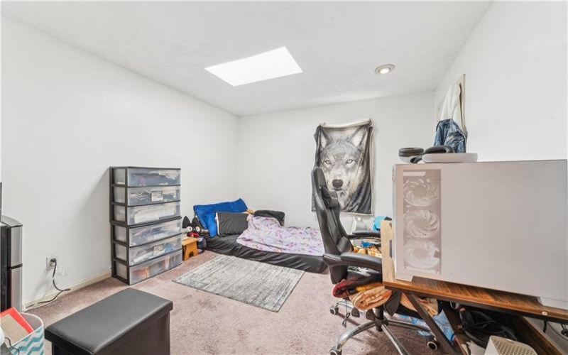 602-604 Gaskill Ave, Jeannette, 15644, 5 Bedrooms Bedrooms, ,3 BathroomsBathrooms,Residential,For Sale,Gaskill Ave,1737044