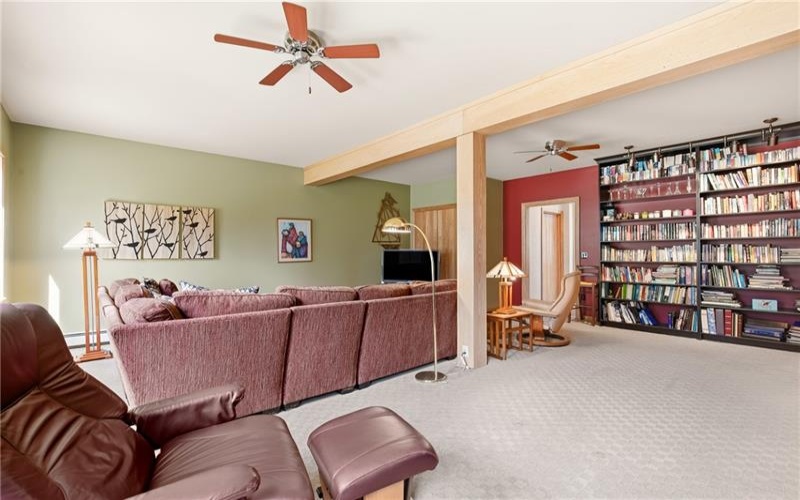 2090 Oak Ridge Dr, Champion, 15622, 3 Bedrooms Bedrooms, 8 Rooms Rooms,2.1 BathroomsBathrooms,Residential,For Sale,Oak Ridge Dr,1745584