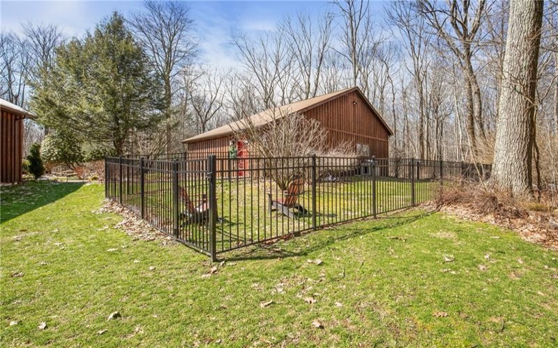 2090 Oak Ridge Dr, Champion, 15622, 3 Bedrooms Bedrooms, 8 Rooms Rooms,2.1 BathroomsBathrooms,Residential,For Sale,Oak Ridge Dr,1745584