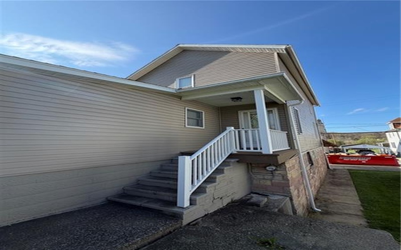 1028 Main St, Republic, 15475, 3 Bedrooms Bedrooms, 7 Rooms Rooms,1 BathroomBathrooms,Residential,For Sale,Main St,1747592