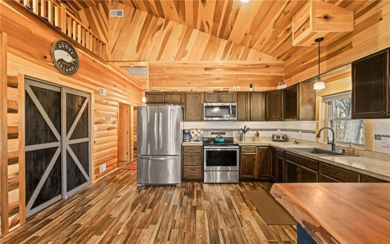 236 Chickadee Lane, Rockwood, 15557, 3 Bedrooms Bedrooms, ,3 BathroomsBathrooms,Residential,For Sale,Chickadee Lane,1743027