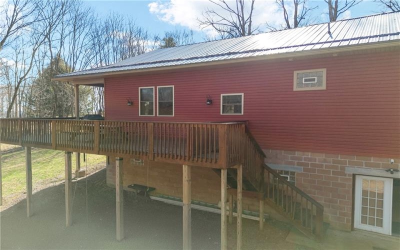 236 Chickadee Lane, Rockwood, 15557, 3 Bedrooms Bedrooms, ,3 BathroomsBathrooms,Residential,For Sale,Chickadee Lane,1743027