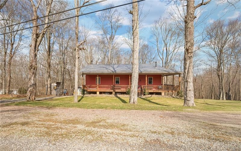 236 Chickadee Lane, Rockwood, 15557, 3 Bedrooms Bedrooms, ,3 BathroomsBathrooms,Residential,For Sale,Chickadee Lane,1743027